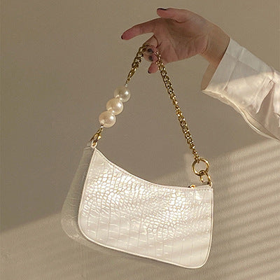 Chic Parisian Pearl Shoulder Bag