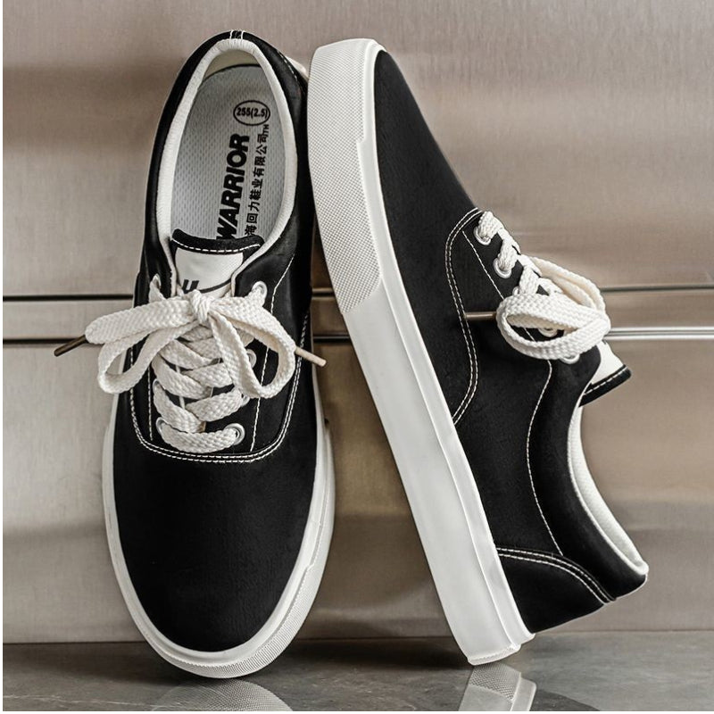 SummerEase Canvas Sneakers